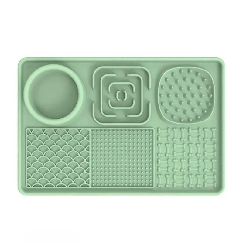 Lick mat with poly supports for big dogs - BigDog Accessories™
